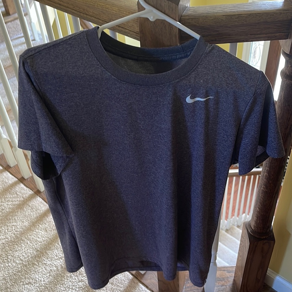 size XL purple T shirt